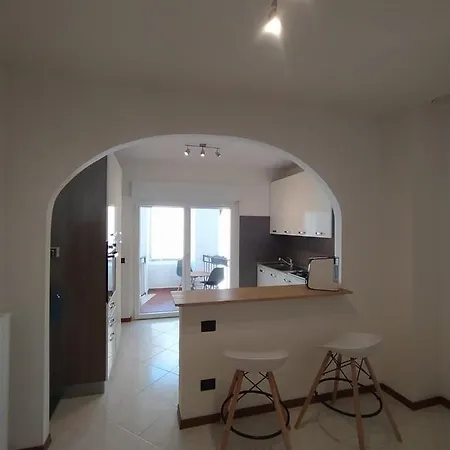 De Dominici's House كاستل دي سانجرو