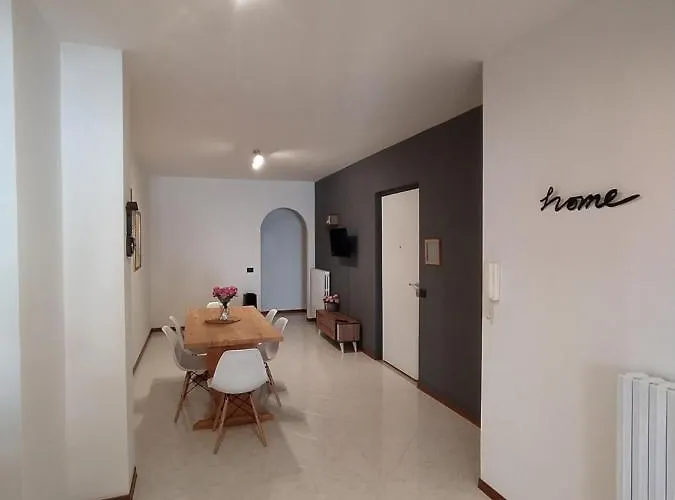 De Dominici's House Апартаменты Кастель-ди-Сангро